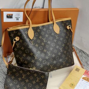 LOUISS VUITTONN NEVERFULL CALF LEATHER TOTE BAG
