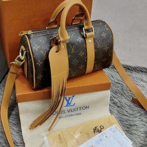 LOUISS VUITTONN