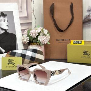 BURBERRYY