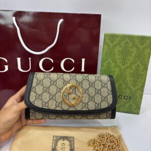 GUCCII BLONDIE WALLET ON CHAIN