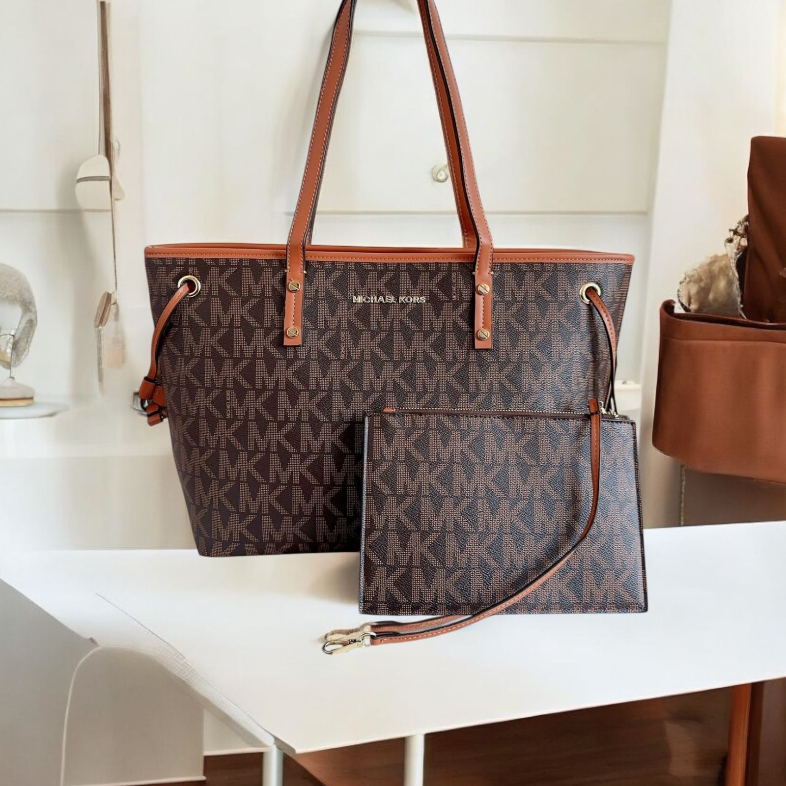 LATEST MICHAELL KORSS TOTE WITH POUCH