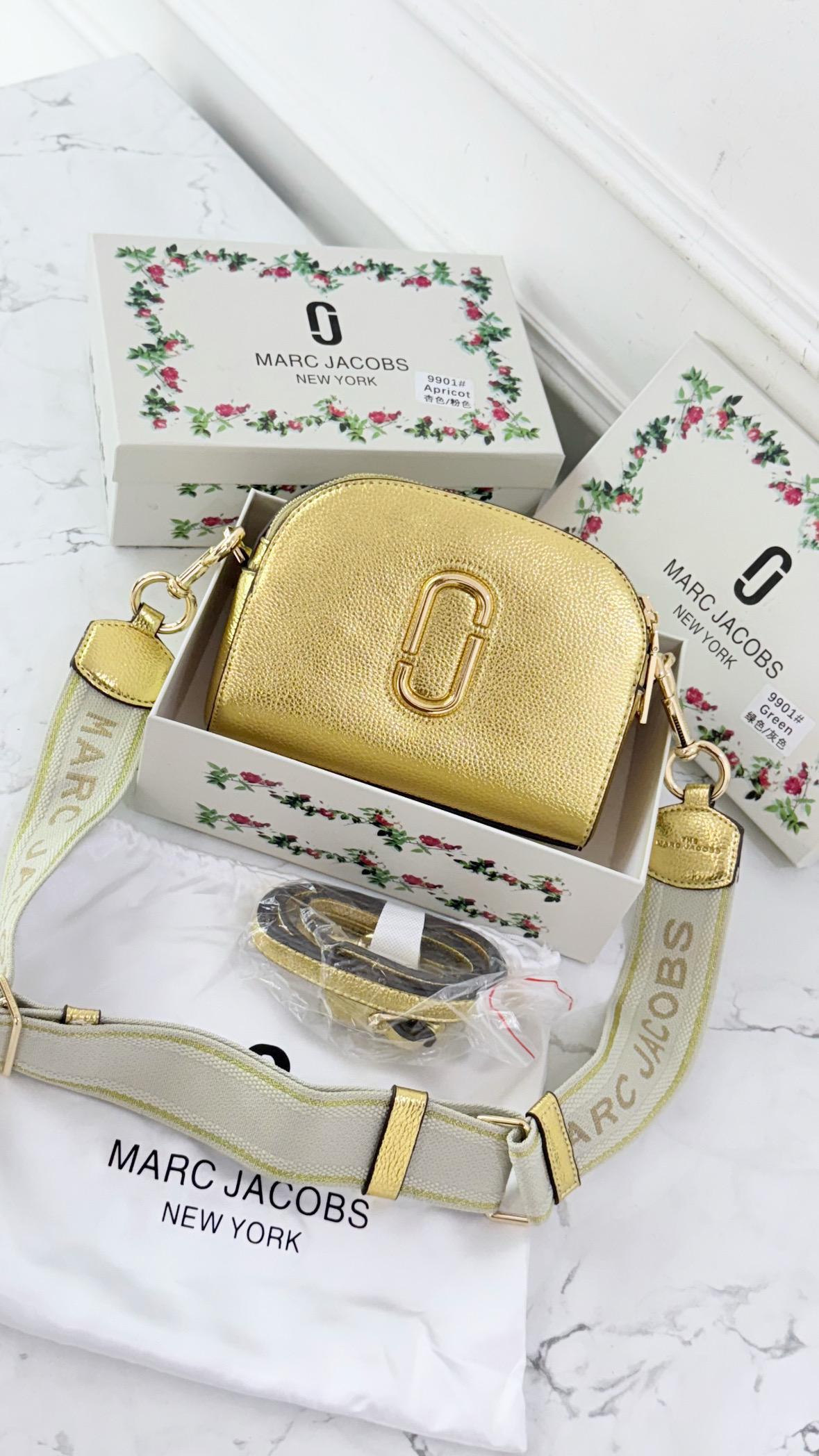 Marcc Jacobss Shutter Crossbody With Detachable Straps - Image 2