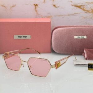 MIU MIUU SUNGLASSESS