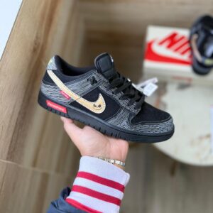 NIKEE SB DUNK SUPREME 2025