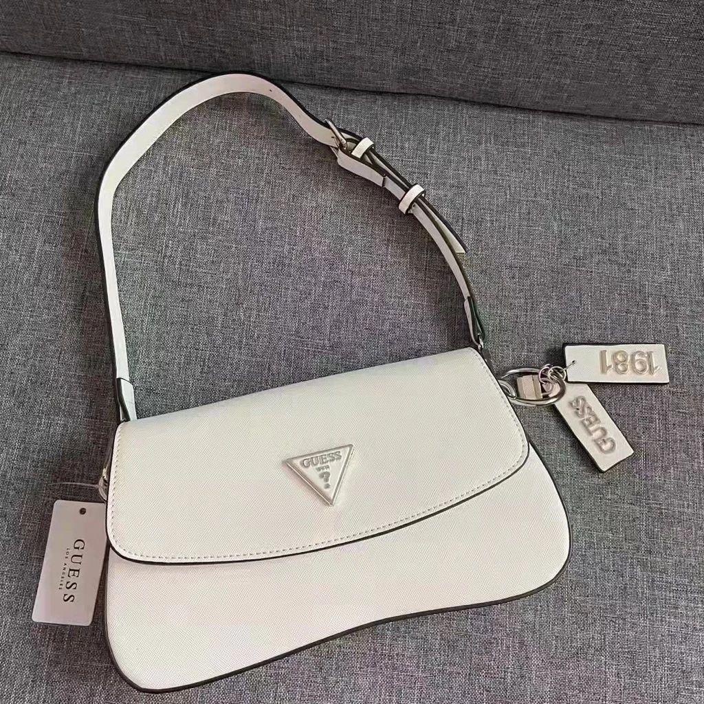 LATEST GUESSS BAG
