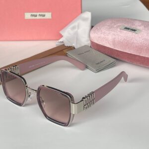 MIUU MIU SUNGLASSESS