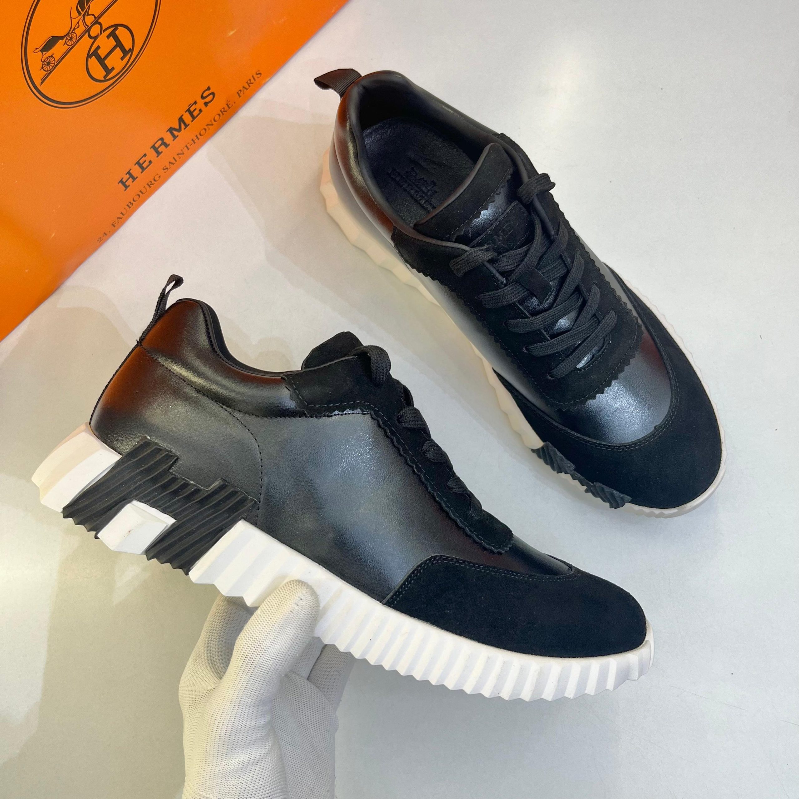 Hermess Bouncing Sneaker