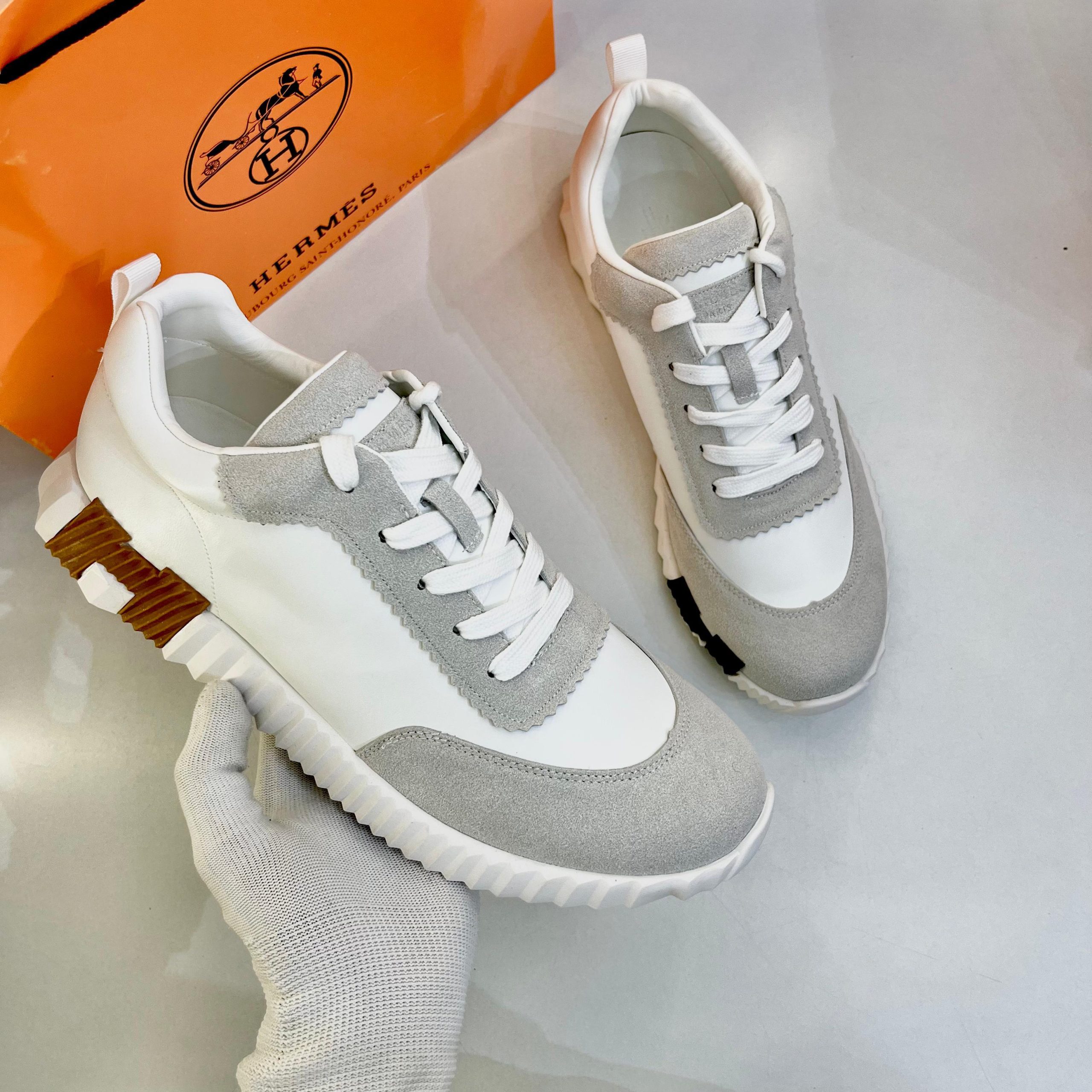 Hermess Bouncing Sneaker
