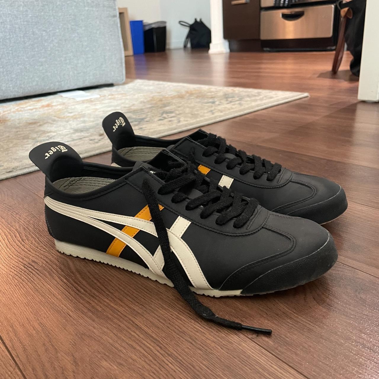 Onitsukaa Tiger Mexico 66 Black White Yellow