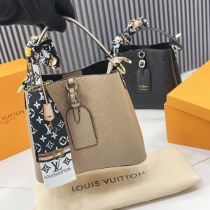 LOUISS VUITTONN BUCKET