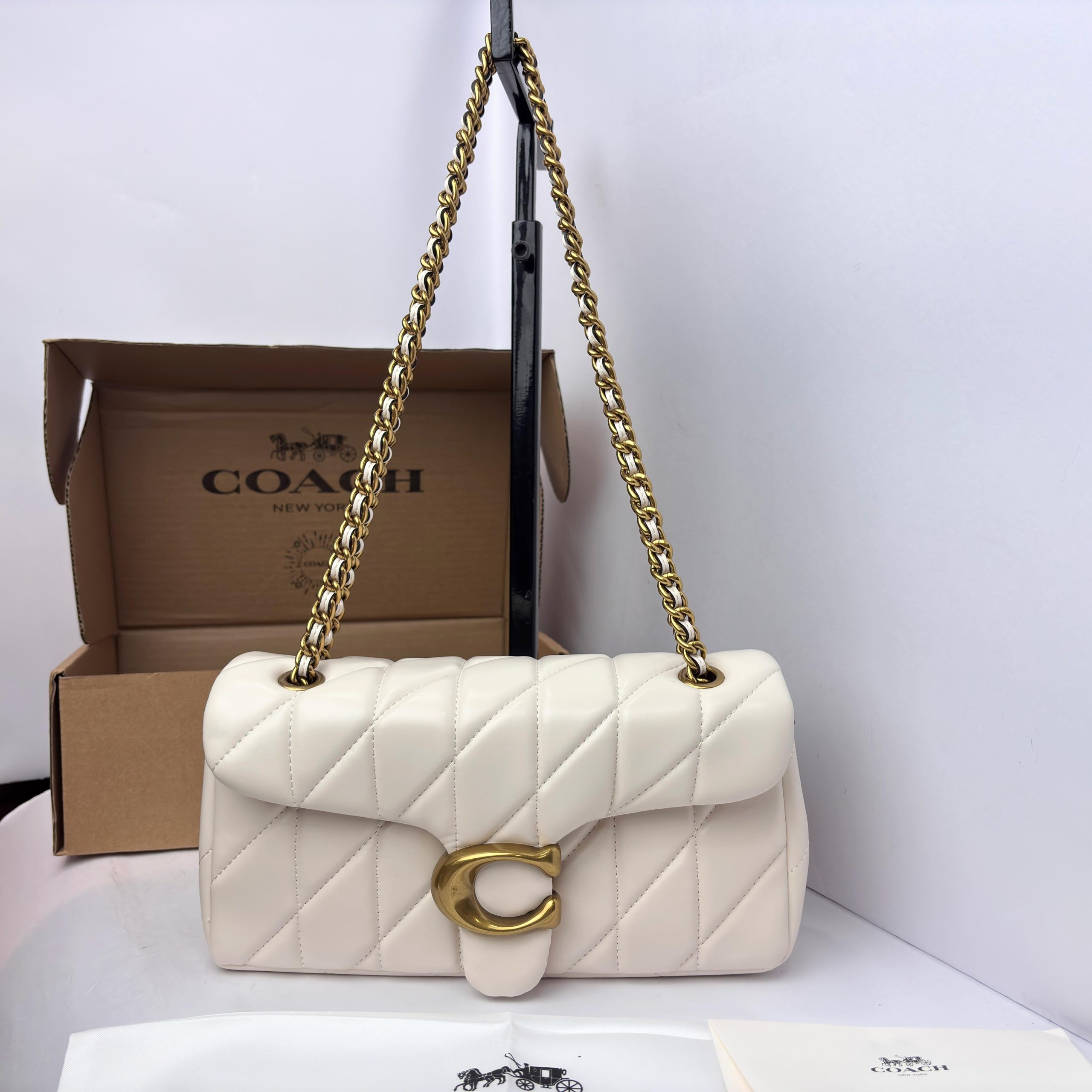 COACHH QUILTED TABBY 26