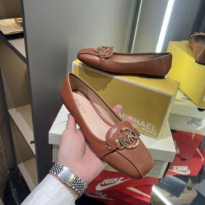 MICHAELL KORSS FLATS COLLECTION