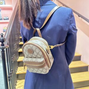 Guccii Multi Function Interlocking Logo Crossbody Bag