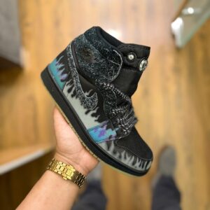 AIRR JORDANSS 1 MID HALLOWEEN BLACK CAT