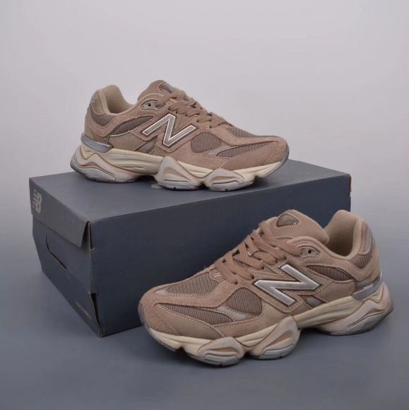 NEW BALANCEE 9060 BROWN MUSHROOM