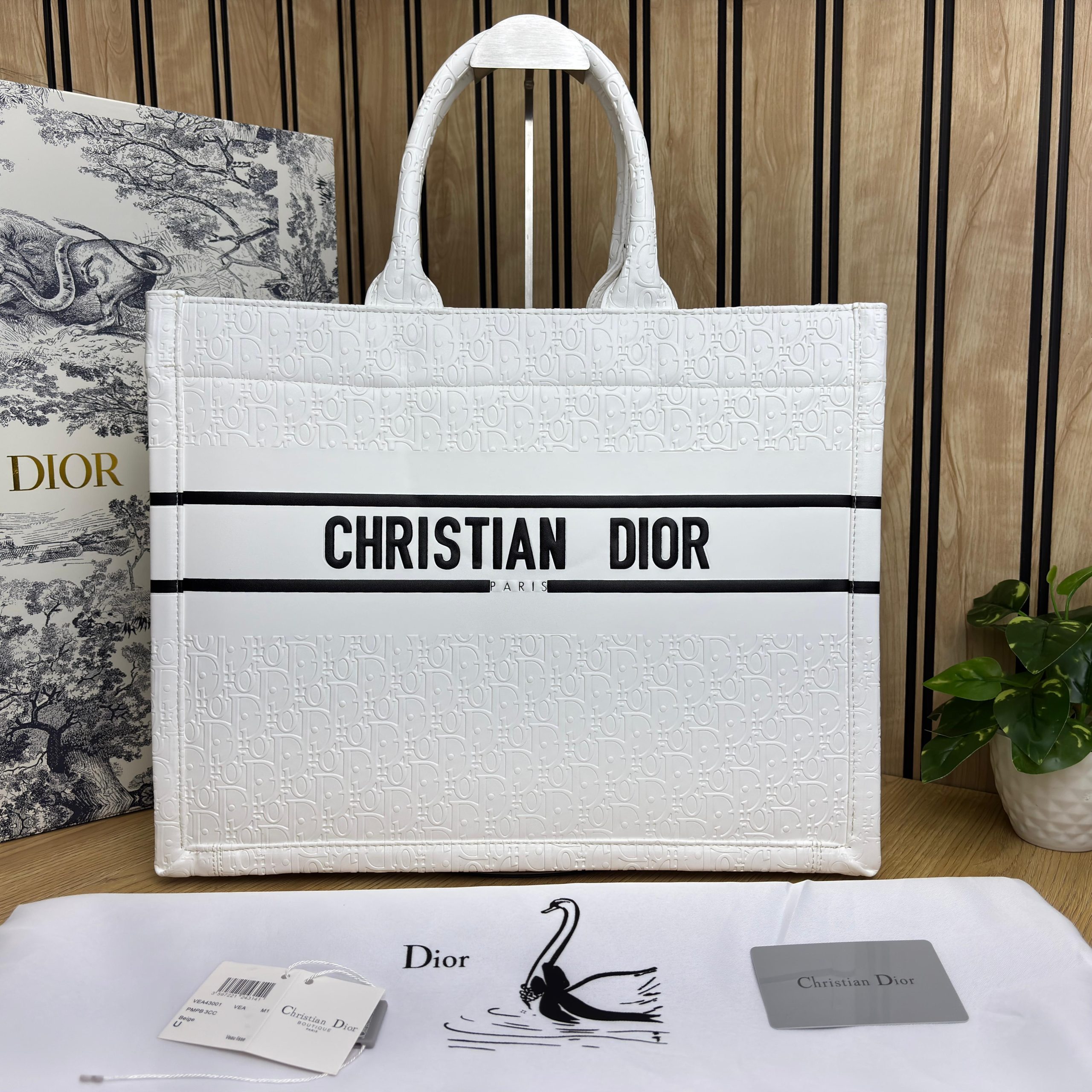 CHRISTIANN DIOR BOOK TOTE