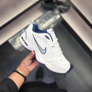 NIKEE AIR MONARCH IV SNOW DAY