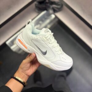 NIKEE AIR MONARCH IV SNOW DAY