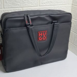 HUGOO BOSSS