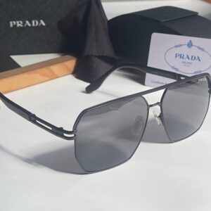 PRADAA-SUNGLASSES
