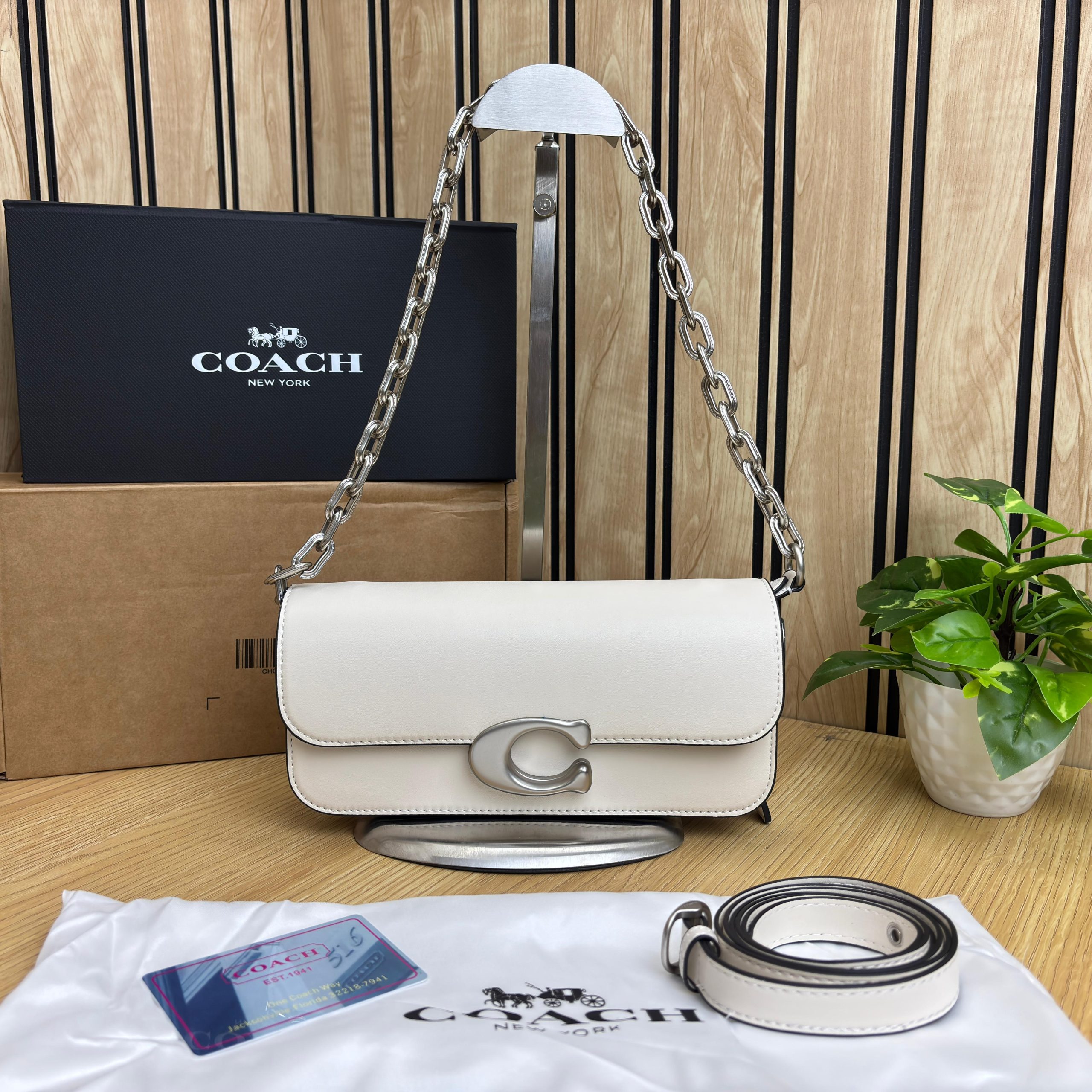 COACHH IDOL BAG 23 (OG SERIES)