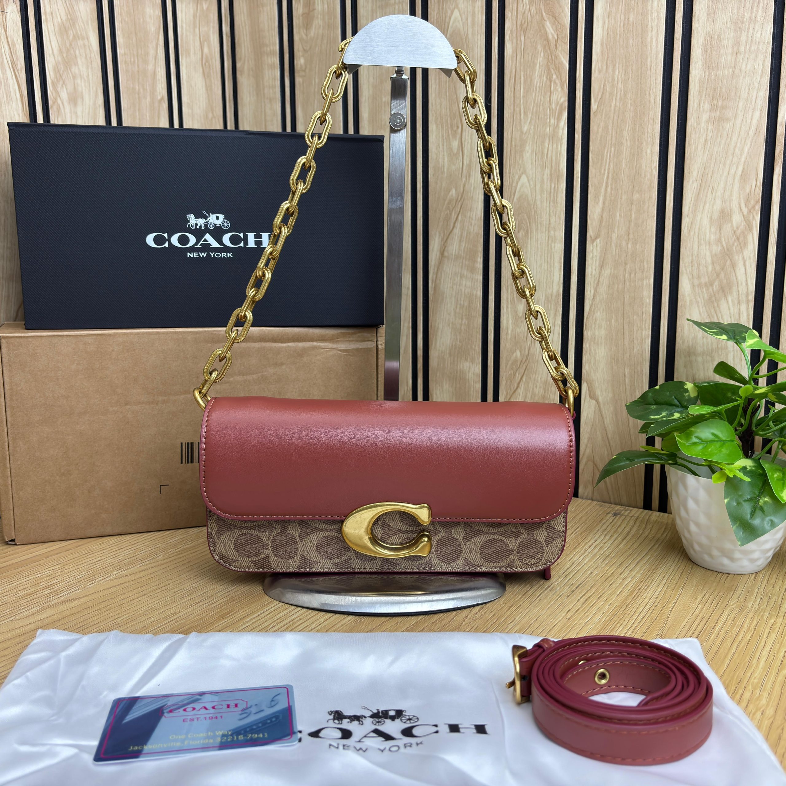 COACHH IDOL BAG 23 (OG SERIES)