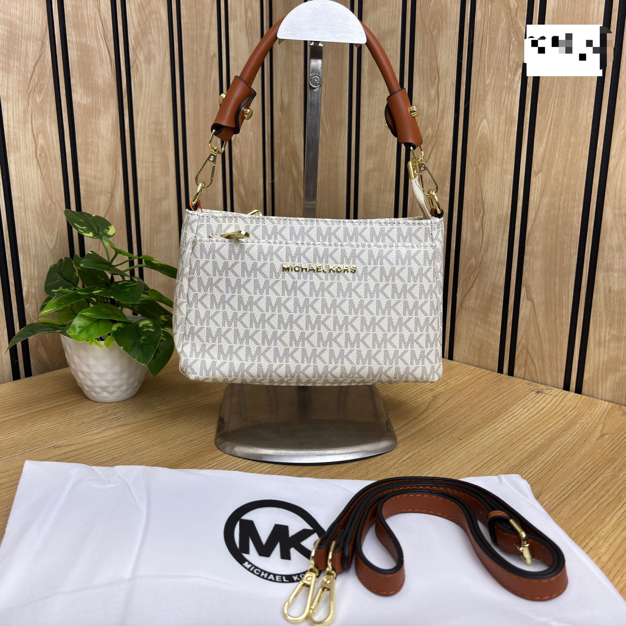 MKK MEDIUM TRIPLE COMPARTMENT SLING BAG