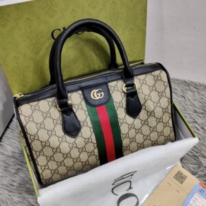 GUCCII GG BOSTON SUPREME BAG WITH BROAD BELT