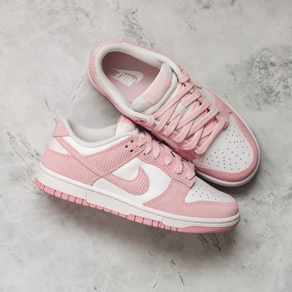 NIKEE SB DUNK BESTIE PINK