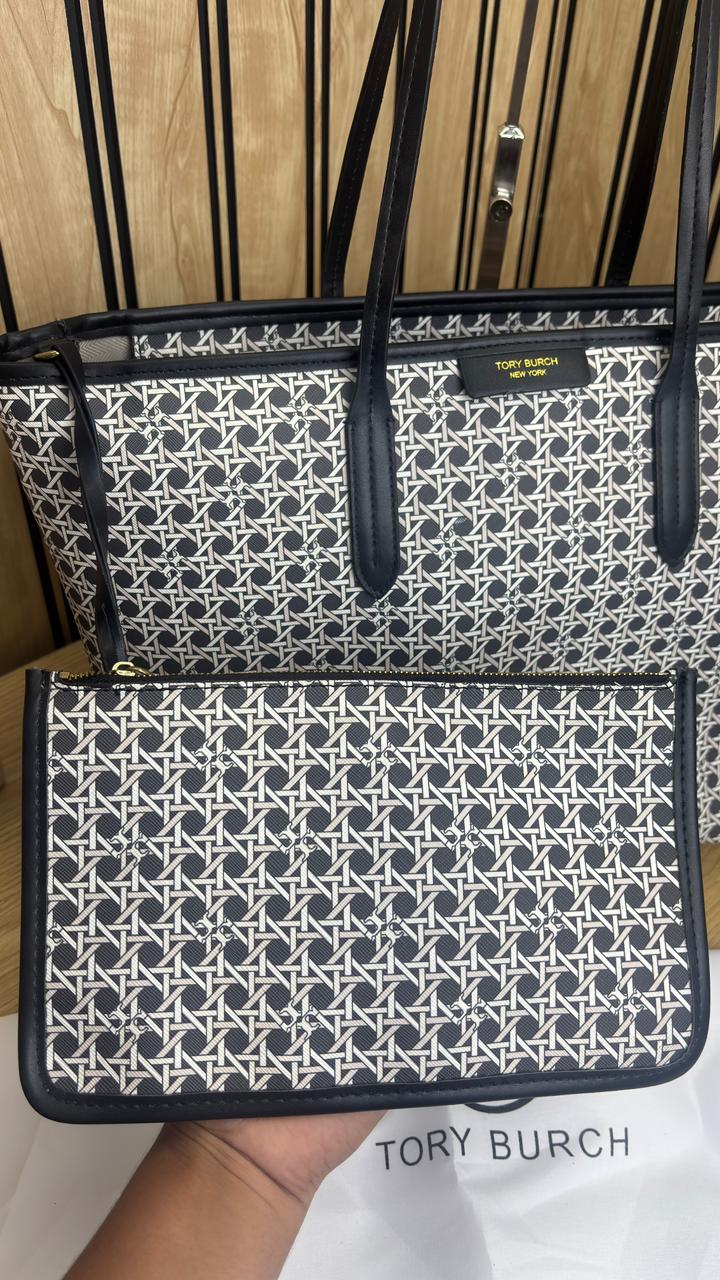 TORYY BURCHH T MONOGRAM LARGE TOTE BAG WITH POUCH - Image 16