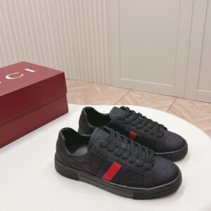 GUCCII WOMENS ACE SNEAKERS