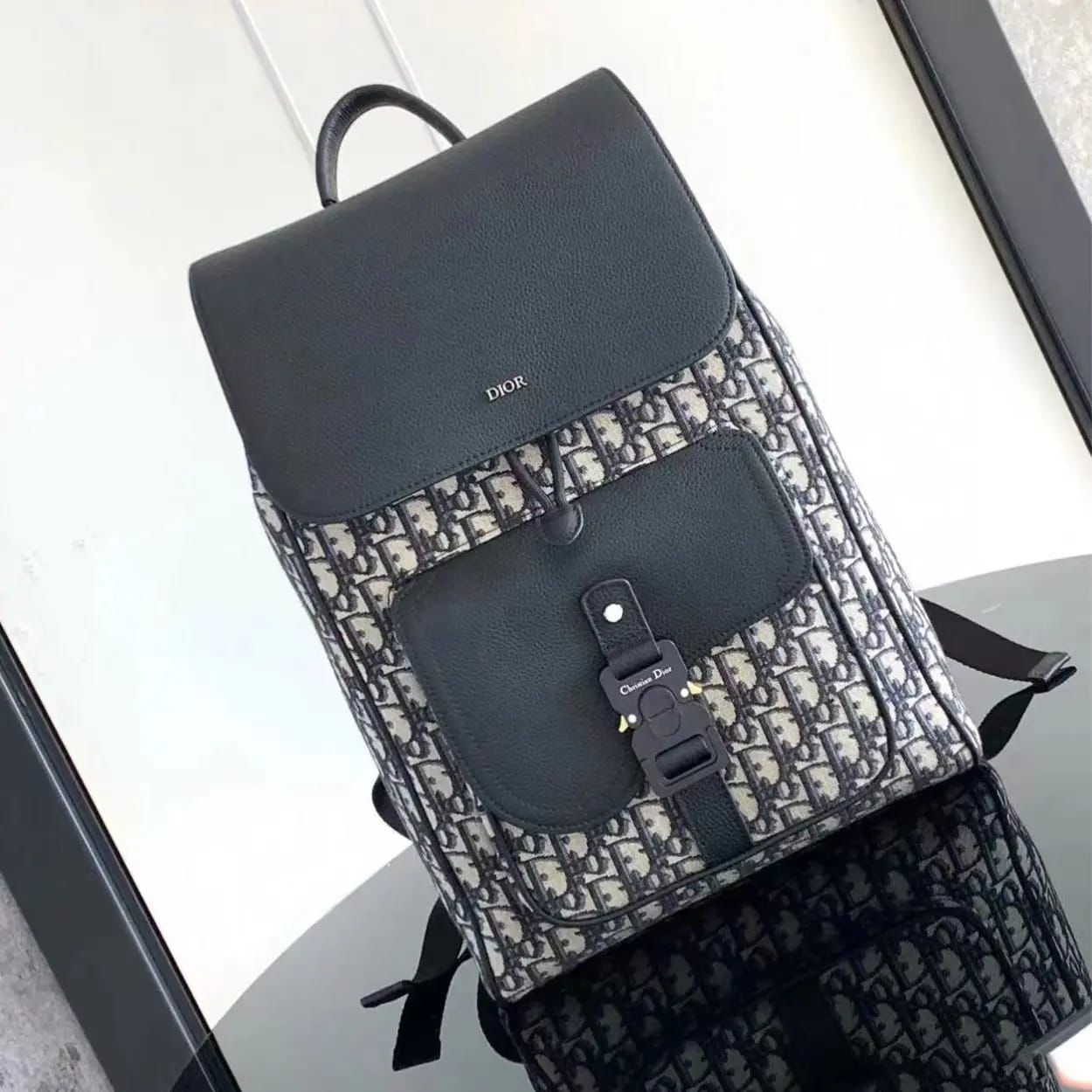 Diorr Saddle Backpack