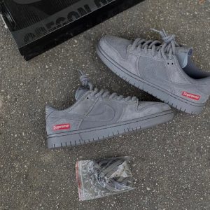 NIKEE SB DUNK SUPREME WOLF GREY
