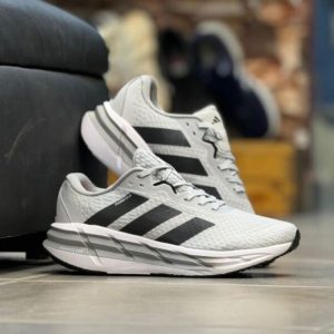 ADIDASS ADISTAR 3 GREY
