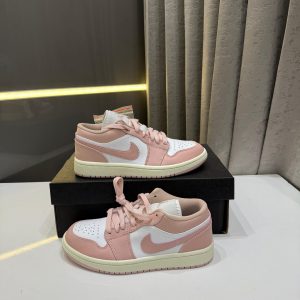 Jordann 1 Low Pink Oxford Womens