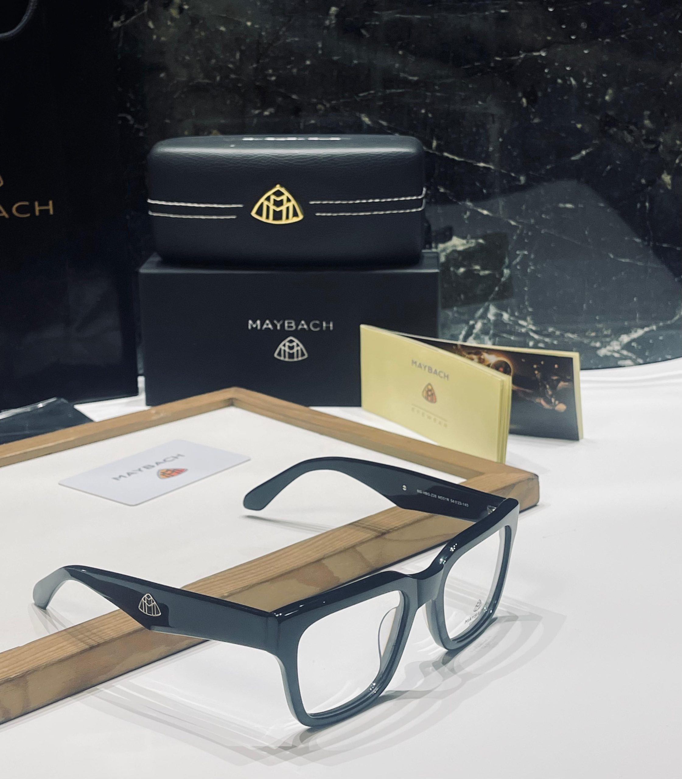 MAYBACHH TRANSPARENT LENS