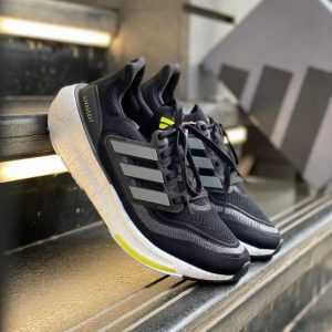Adidass Ultra Boost 23 Light Yellow