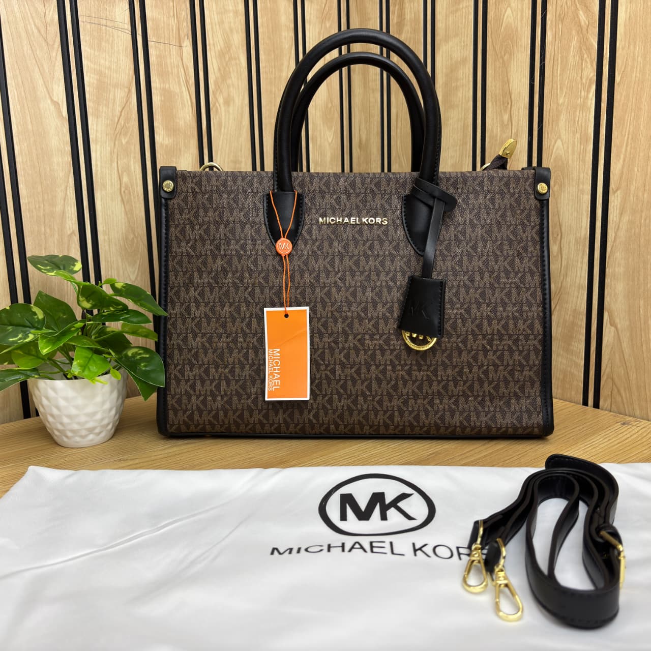 Michaele Kores Scarlett medium size handbag