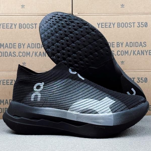 onn Cloud Boom Strike SL Black Grey