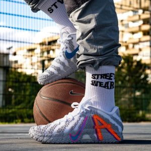 Nikes Ja 3 Light Show