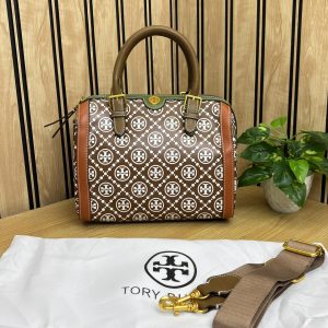 TORYE SPEEDY BAG IN SALE