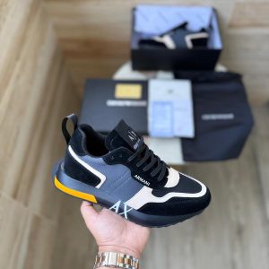 EMPORIOS ARMANIS SNEAKER