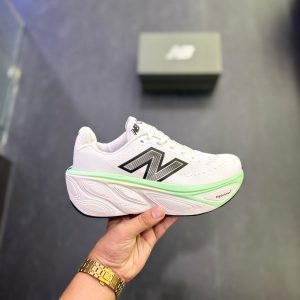 NEW BALANCEE FRESHFOAM V5