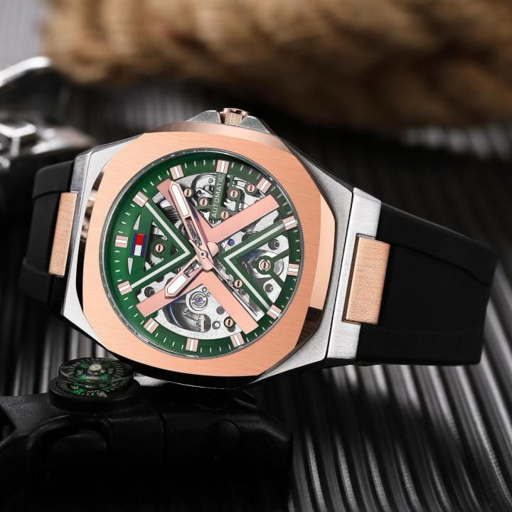 Tommye Hilfiger Automatic