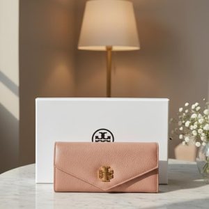 LATEST TOREY BURCHE WALLET