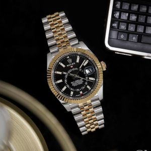 Rolexe SKY-DWELLER