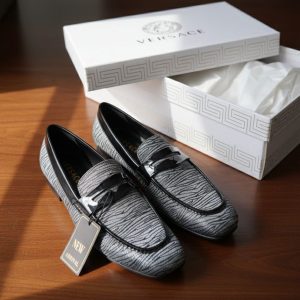 Versaces Loafers