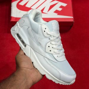 Nikes air max 90. Jack cactus