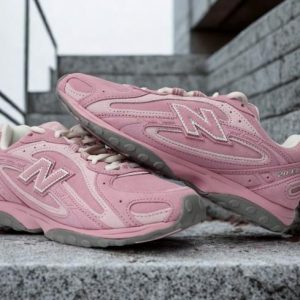 New Balances 204L pastel Pink