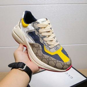 Guccis GG Rhyton Beige